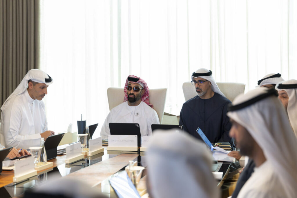In presence of Khaled bin Mohamed bin Zayed, Tahnoon bin Zayed chairs meeting of Artificial Intelligence and Advanced Technology Council