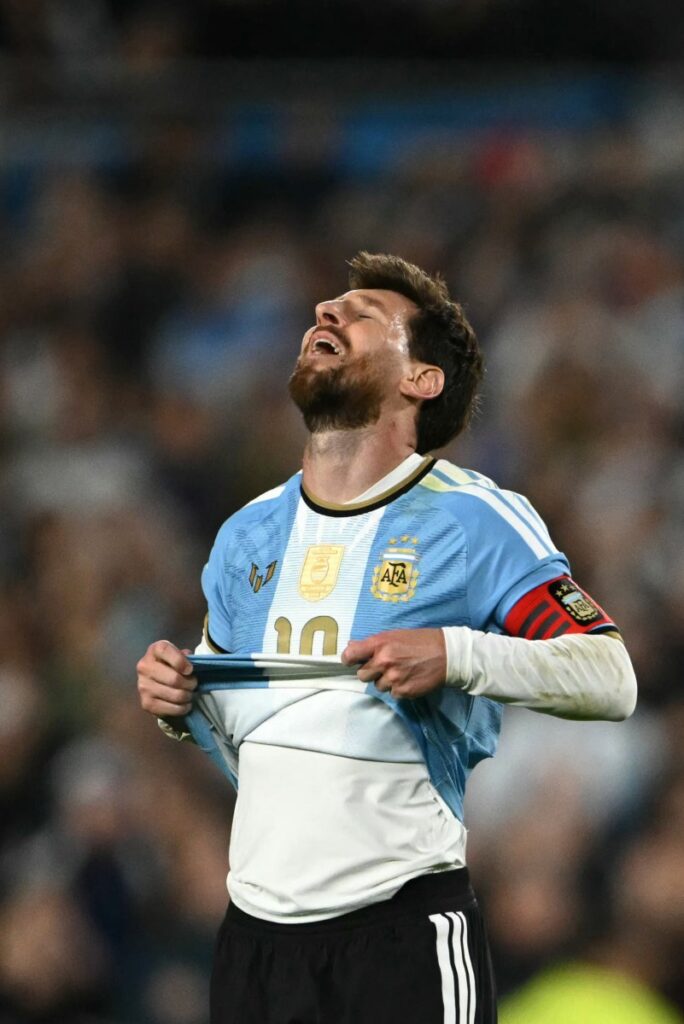Messi bids farewell to Argentina fans in international finale